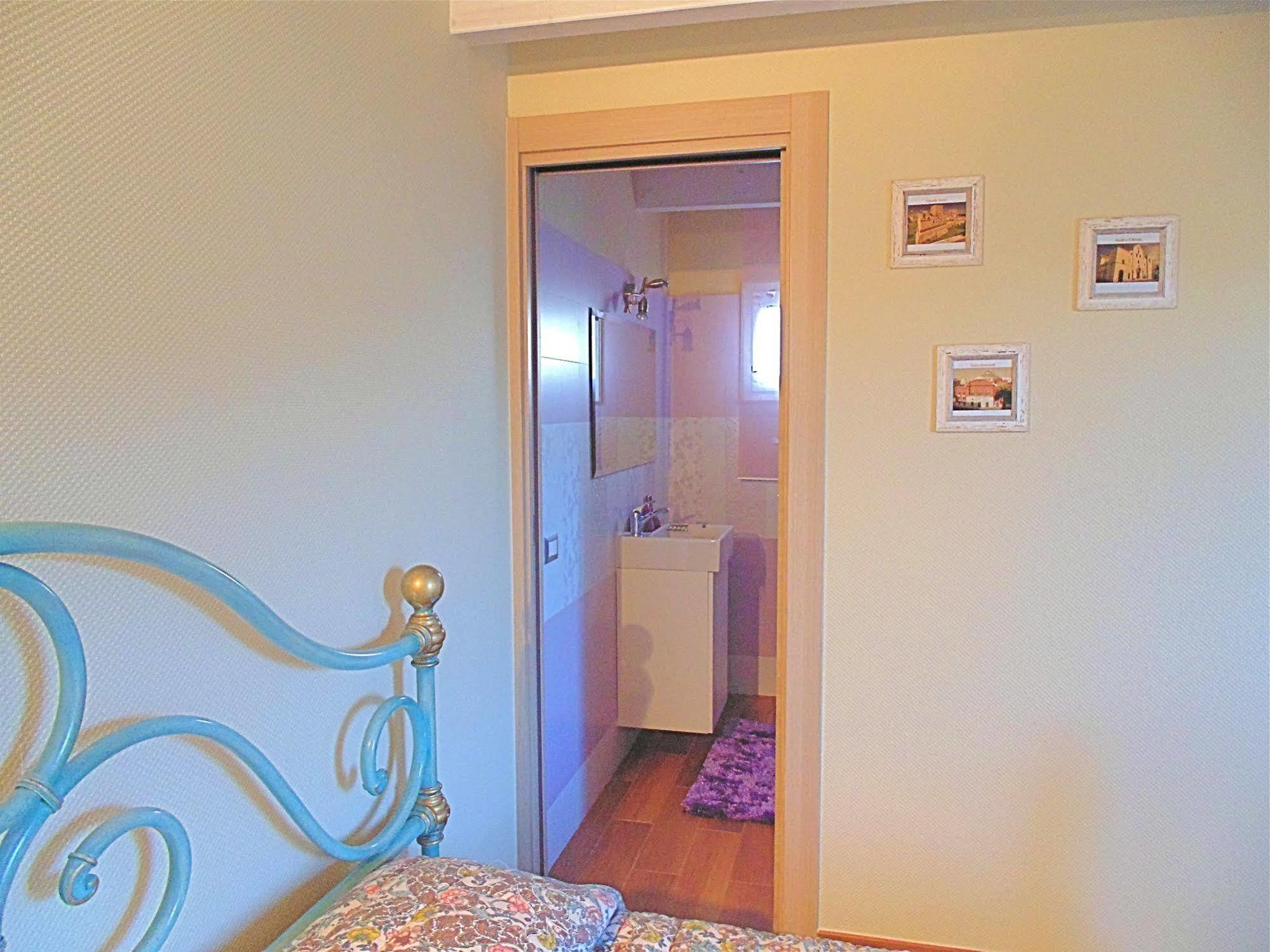 Couette-café La Casa (adults Only)